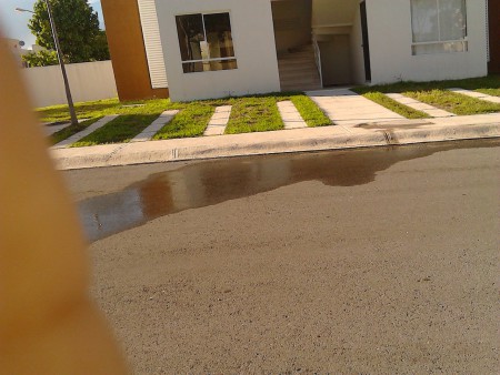 LIBERACION DE COLADERA FRENTE EDF3 LT2 (TAPADA Y REBOSANDO)